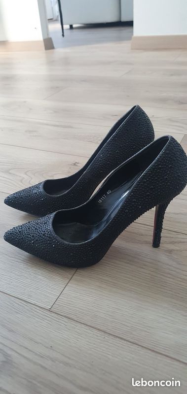 Talon noir a mini diamant noir (image 1)