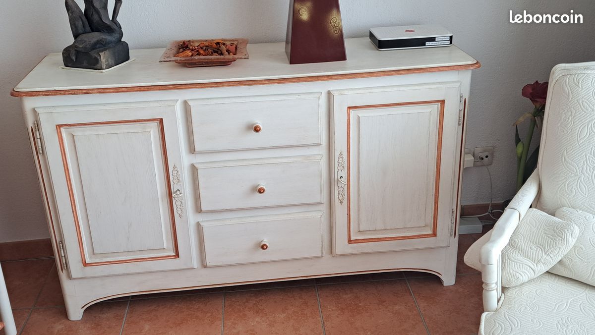 Vends bahut bas lasuré blanc style provençal (image 1)