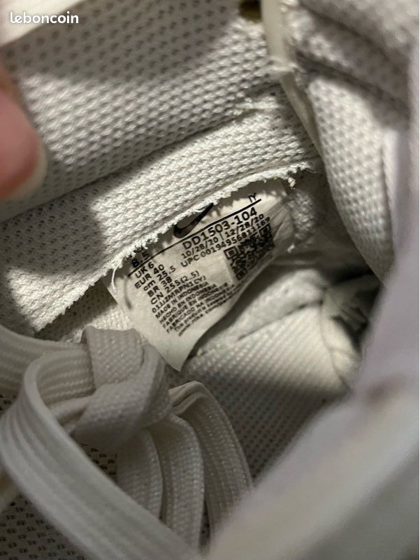 Nike Dunk Low Barely Green (image 6)