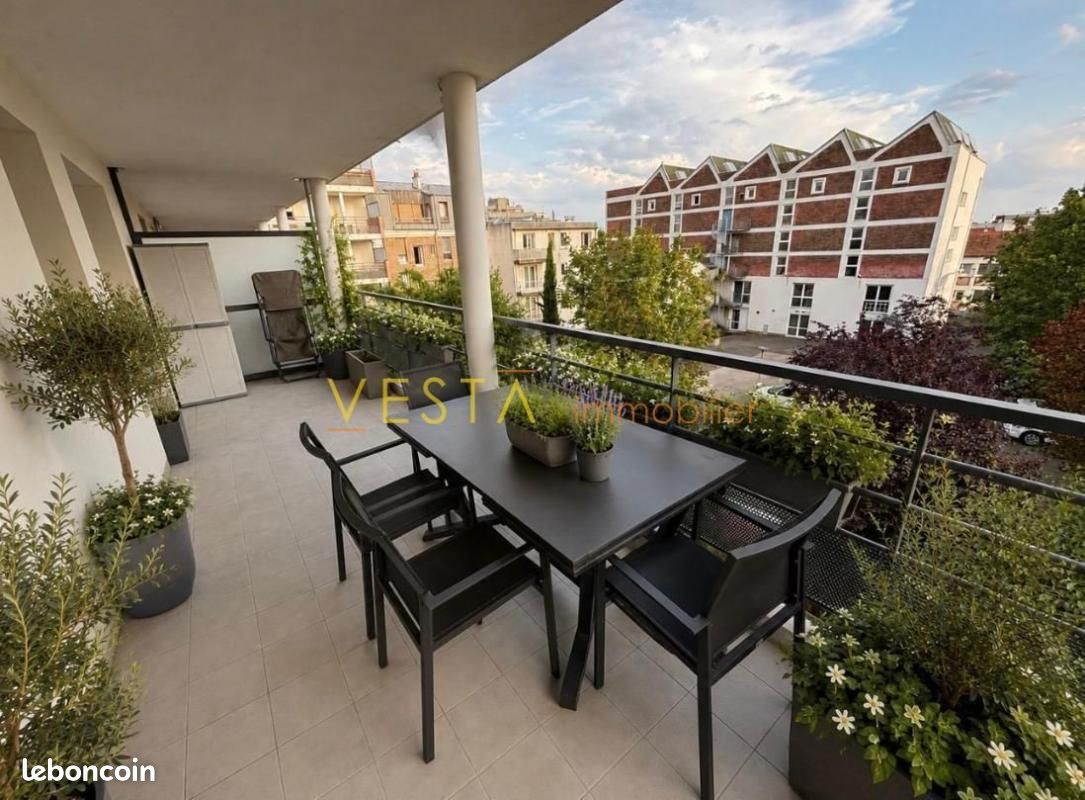 Appartement 5 pièces 123 m² · à Montreuil · 123 m² · 1 140 000 €