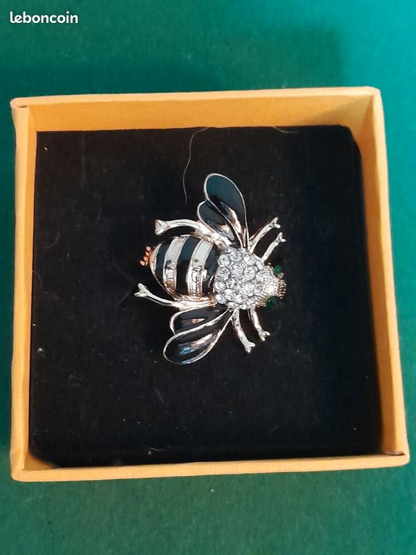 Petite abeille broche personnalité abeille broche fille