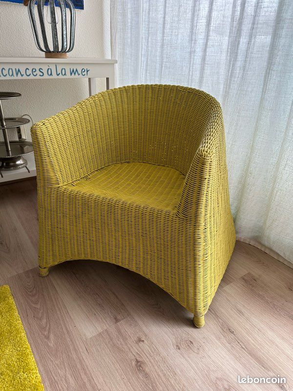 Fauteuil osier (image 1)