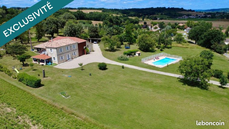 Propriété 6 pièces 145 m²