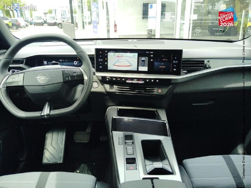 Opel Grandland 1.2 Turbo Hybrid 145ch GS e-DCT6 (image 17)