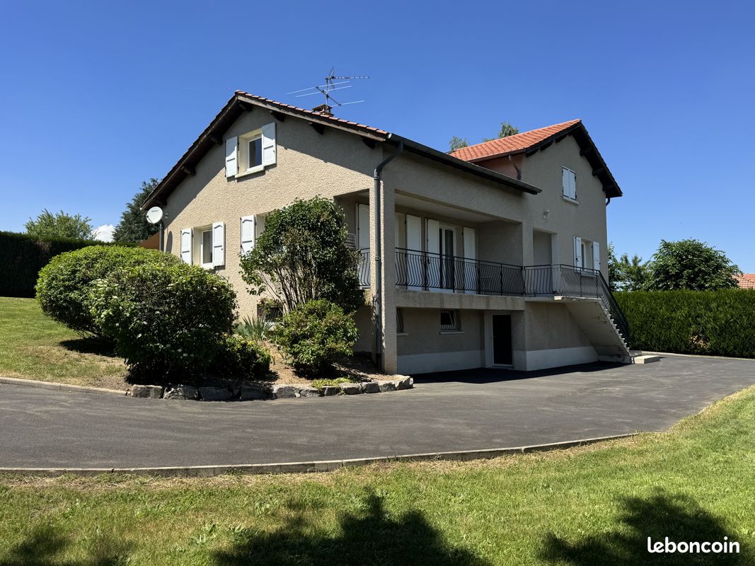 Maison 5 pièces 160 m² · à Saint-Maurice-de-Lignon · 160 m² · 285 000 €
