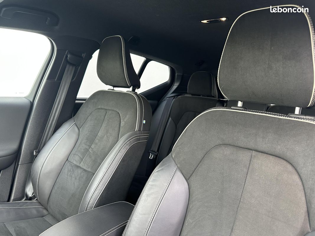 VOLVO XC40 T4 Recharge 129+82 ch DCT7 R-Design (image 6)