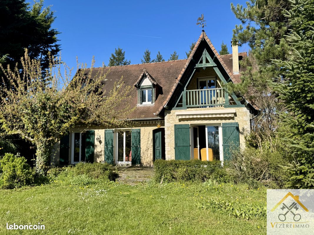 Maison 6 pièces 142 m² · à Varetz · 142 m² · 262 000 €