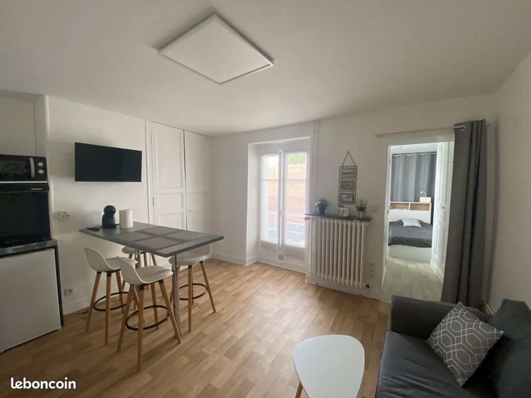 Appartement 2 pièces 25 m² · à Loches · 25 m² · 400 €