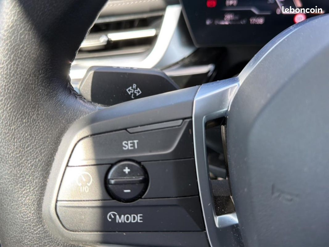 BMW X1 (u11) sdrive18i 136 xline (image 29)