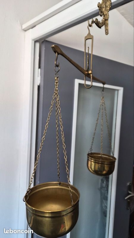 Balance en laiton vintage (image 1)