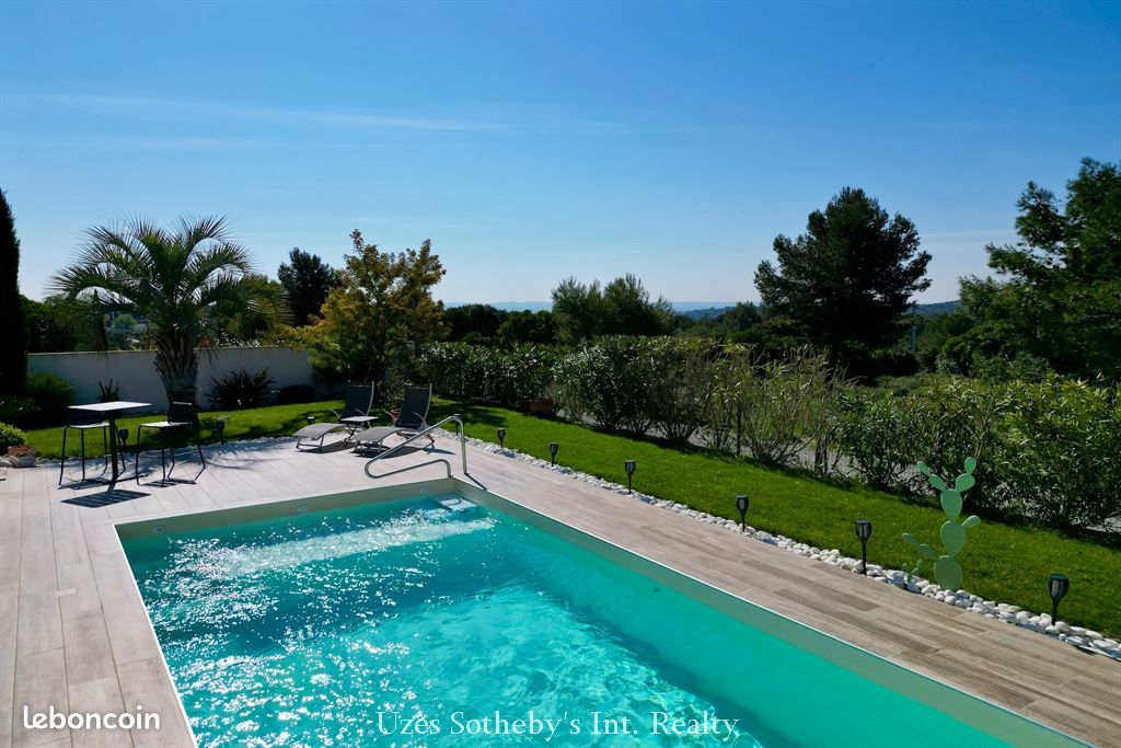 Maison 5 pièces 168 m² · à Nîmes · 168 m² · 730 000 €