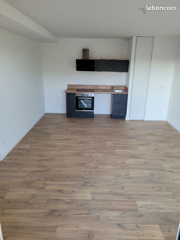 Appartement 2 pièces 44 m² · à Montlouis-sur-Loire · 43,6 m² · 615 €/mois