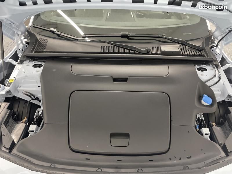 Volvo EX30 Single 272ch Plus (image 10)