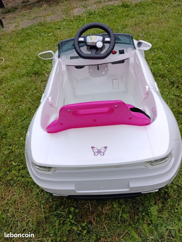 Voiture électrique enfant Sun and Sport (image 8)