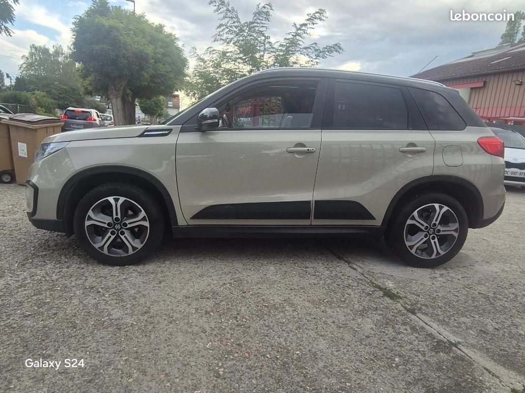 Suzuki Vitara 1.6 DDIS 120 PRIVILEGE ALLGRIP 4WD (image 3)