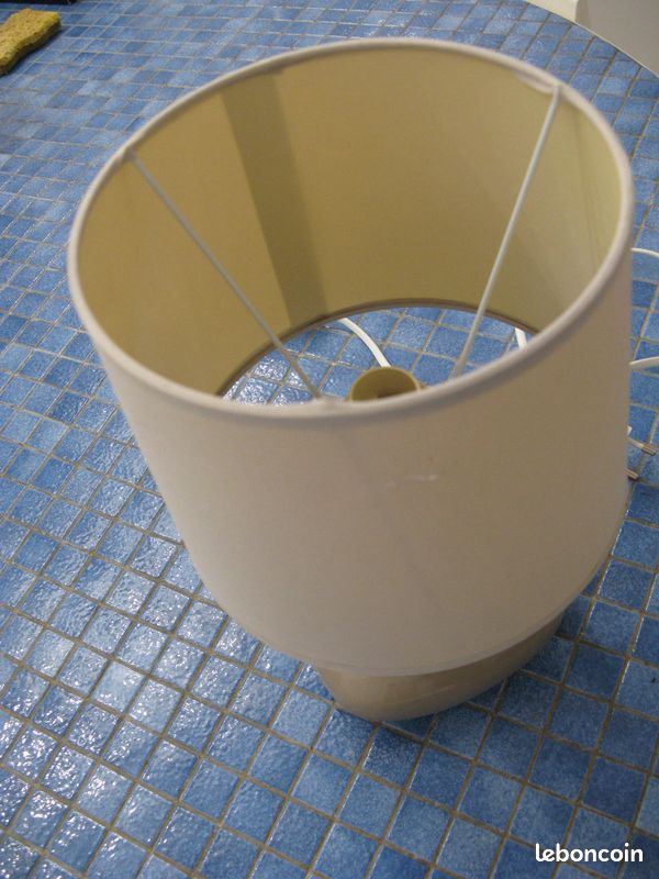 Lampe à poser (image 2)