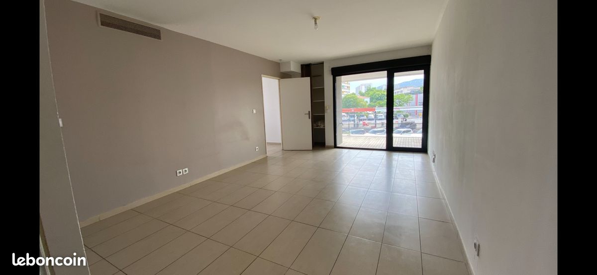 Appartement 2 pièces 50 m² · à Marseille · 50 m² · 940 €/mois