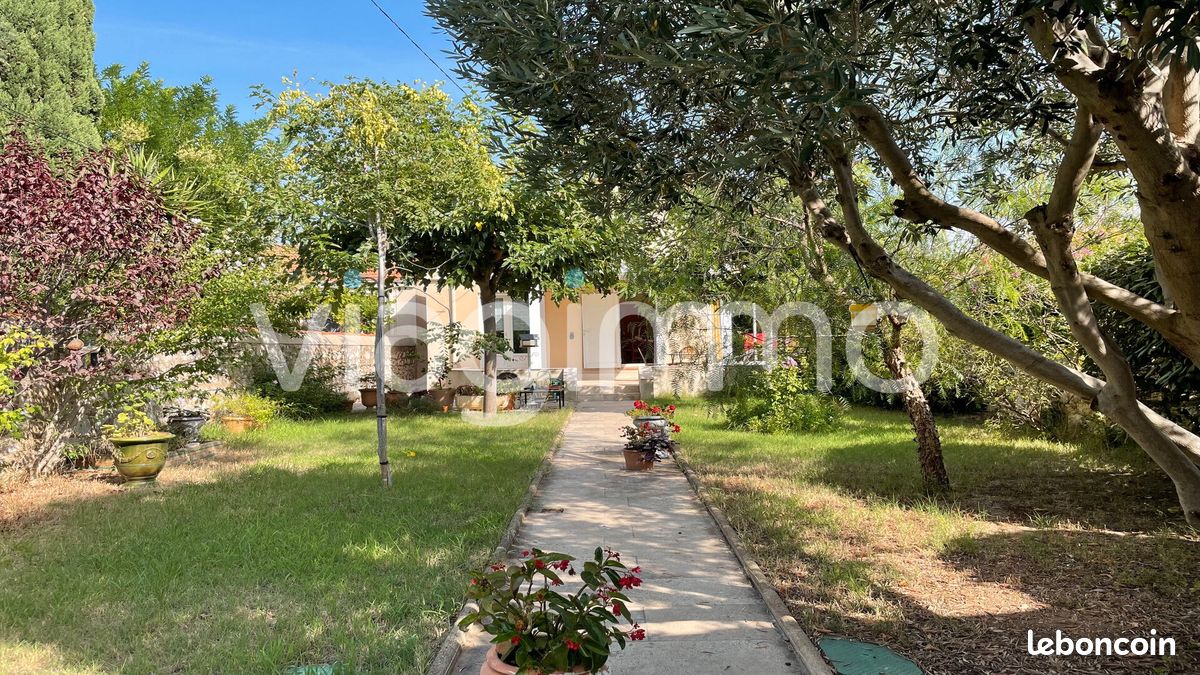 Maison 4 pièces 99 m² · à Marseille · 99 m² · 66 000 €
