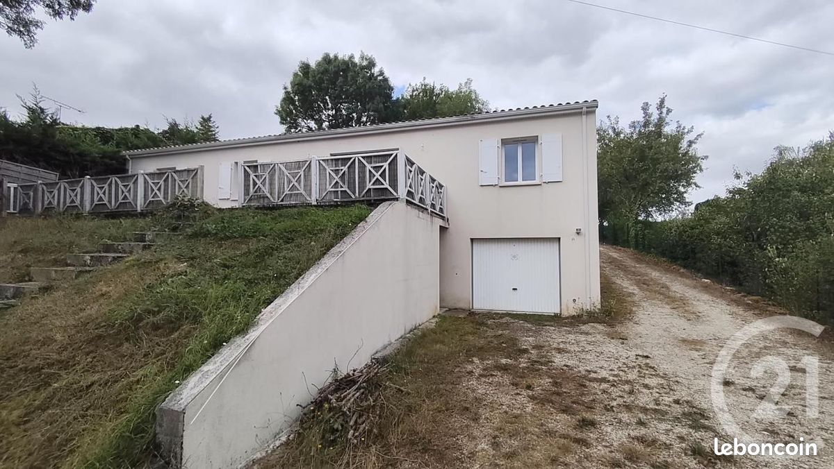 Maison 4 pièces 116 m² · à Fontcouverte · 116 m² · 215 000 €
