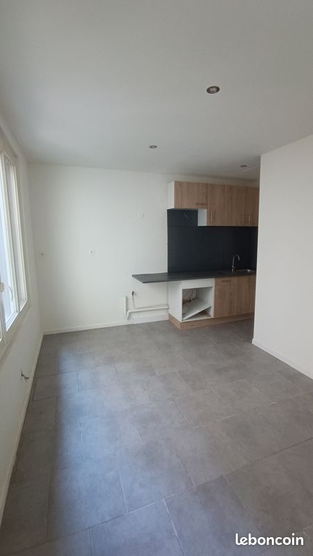 Appartement 2 pièces 36 m² · à Alès · 36 m² · 450 €/mois