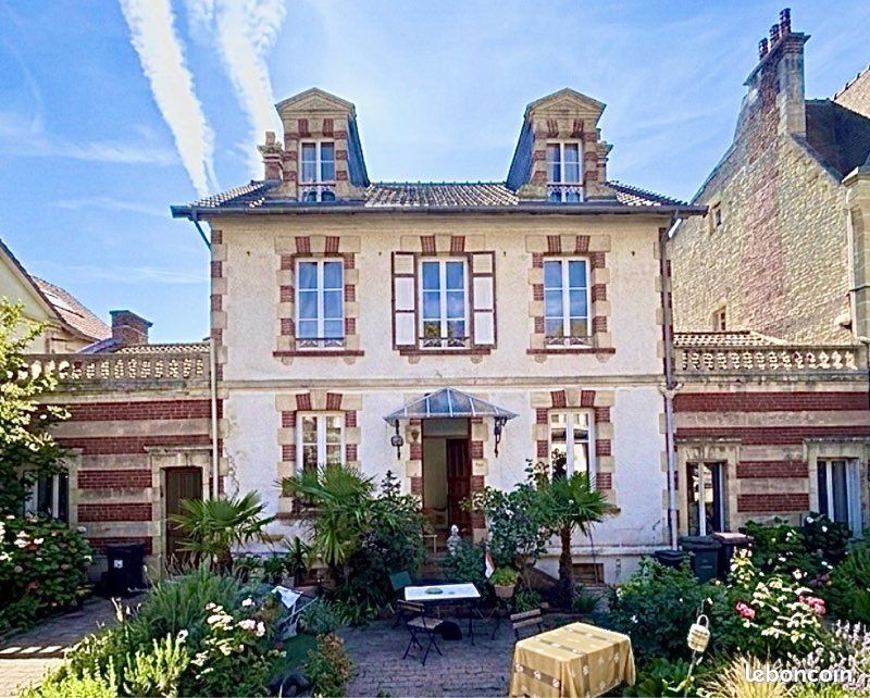 Maison 11 pièces 200 m² · à Ouistreham · 200 m² · 628 000 €