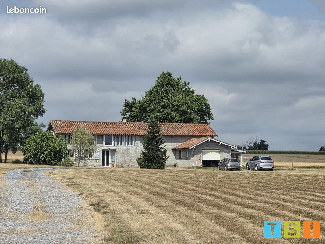 Maison 5 pièces 200 m² · à Castelnau-Magnoac · 200 m² · 235 000 €