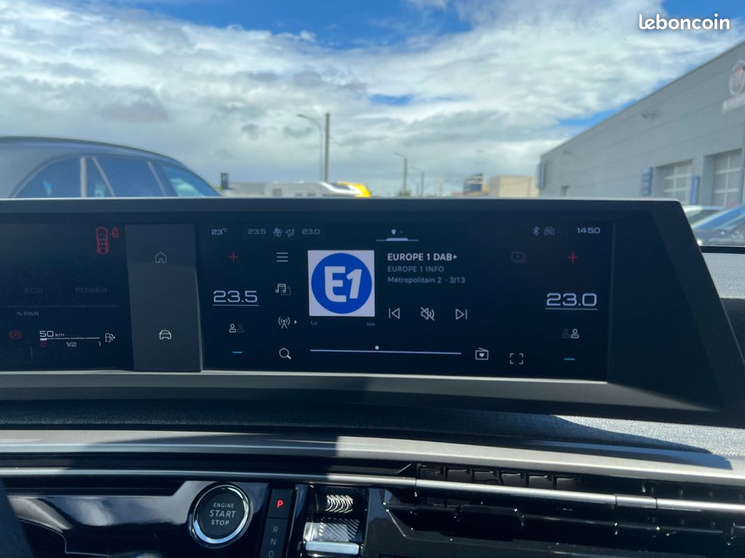 Peugeot 3008 1.2 hybrid 145 e-dcs6 allure (image 22)