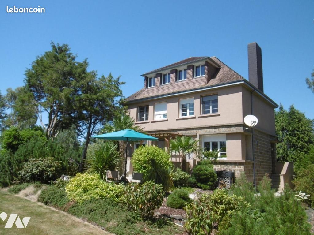 Maison 7 pièces 147 m² · à Souleuvre en Bocage · 147 m² · 422 000 €