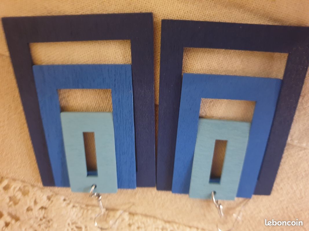 Boucles d'oreilles lg 9 bleu (image 1)