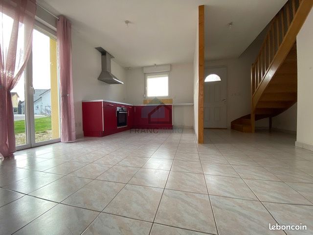 Maison 4 pièces 74 m² · à Charquemont · 74 m² · 940 €