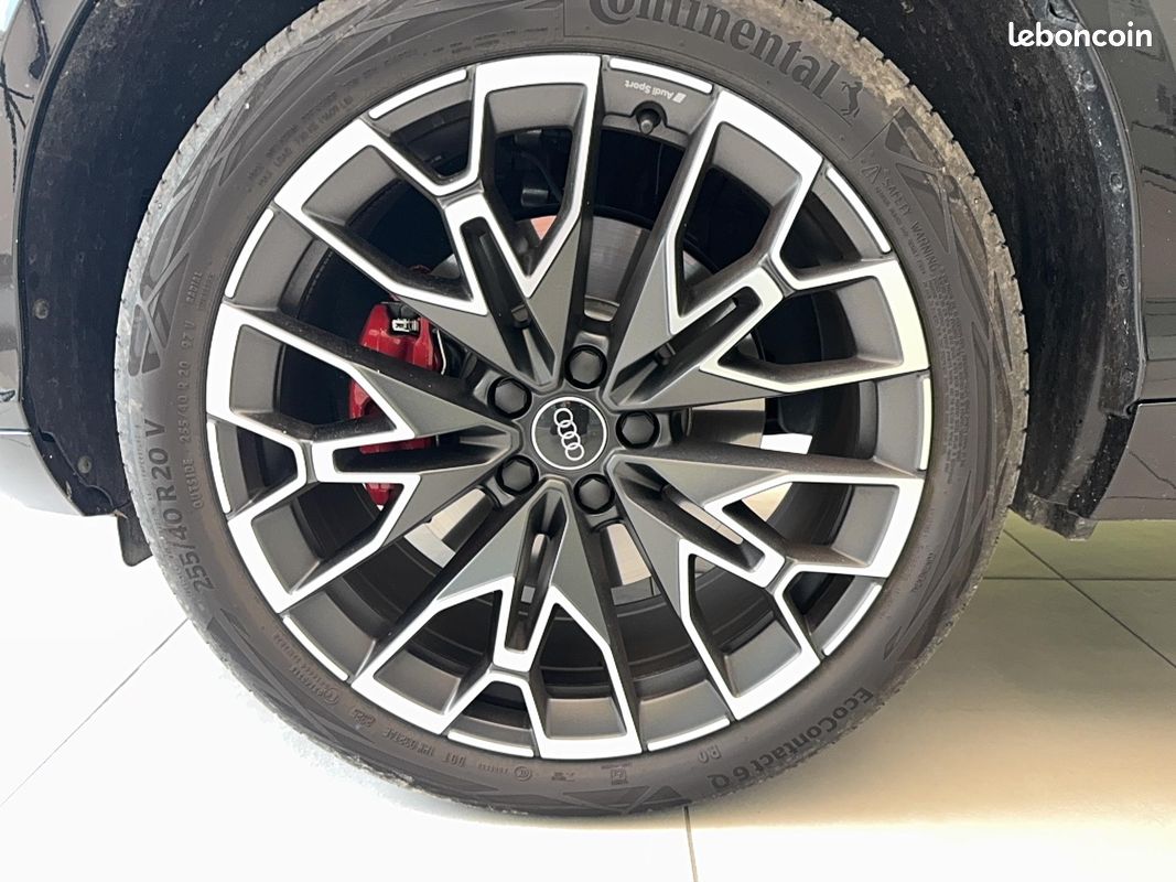 AUDI Q3 e-hybrid 272 ch S tronic 6 S line (image 8)