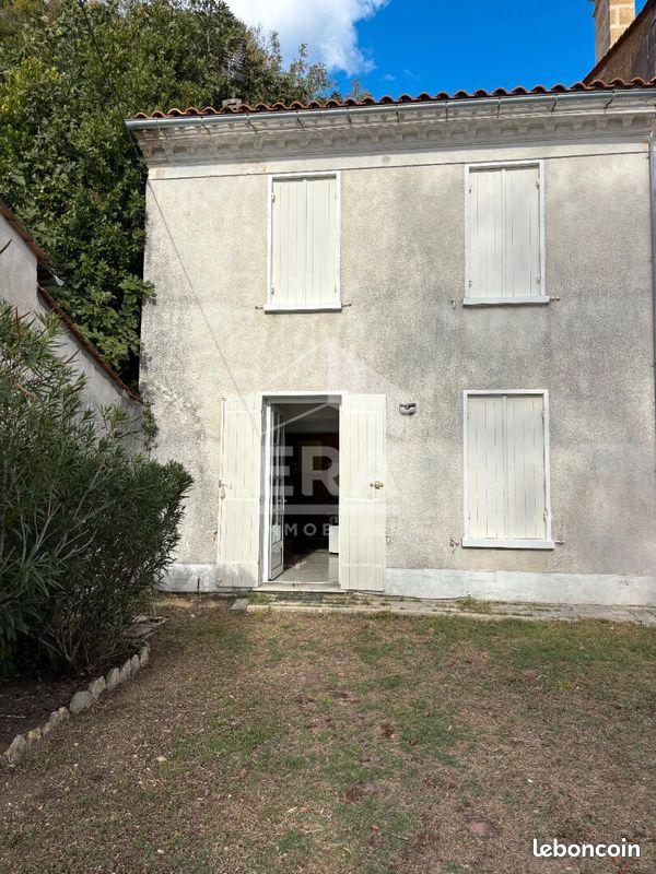 Maison 3 pièces 80 m² · à Bayon-sur-Gironde · 80 m² · 700 €/mois