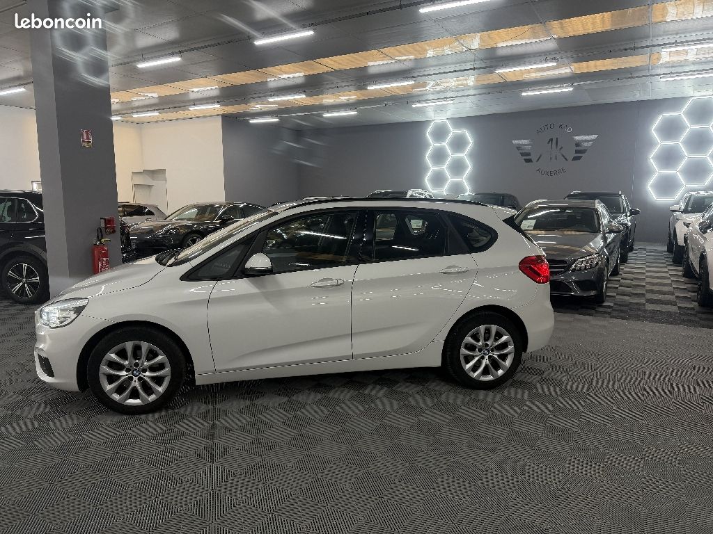 BMW Serie 2 Active Tourer F45 218d 150 ch Lounge A (image 10)