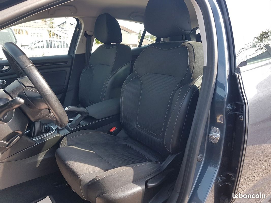 RENAULT Megane IV 1.2 TCE 100 Business GPS Bvm6 93.006 Km (image 14)