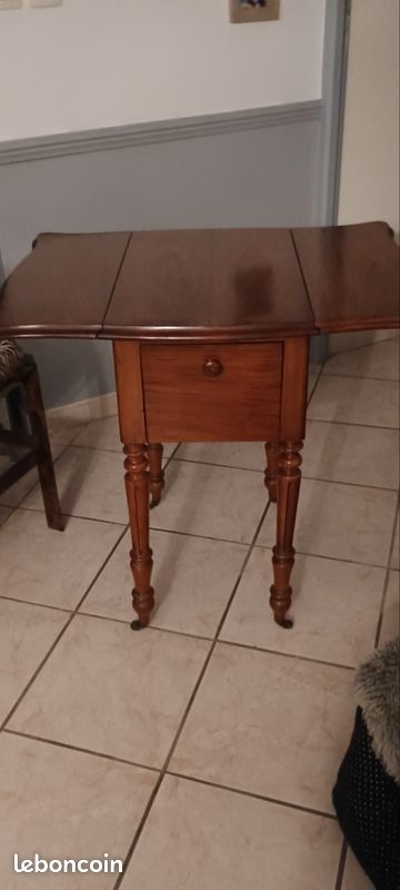 Table en merisier avec ralonge (image 2)