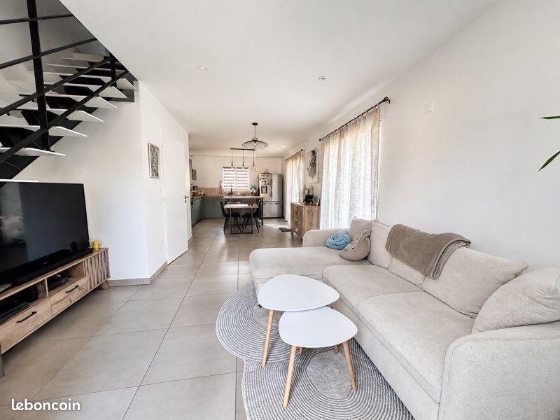 Maison 3 pièces 75 m² · à Saint-Laurent-de-Mure · 75 m² · 334 000 €