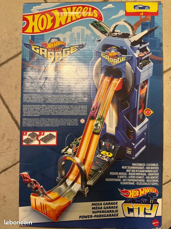 Hot Wheels Mega Garage FTB68 Jeux Jouets