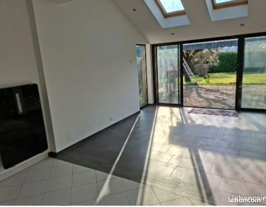 Maison 5 pièces 131 m² · à Cranves-Sales · 131 m² · 540 000 €