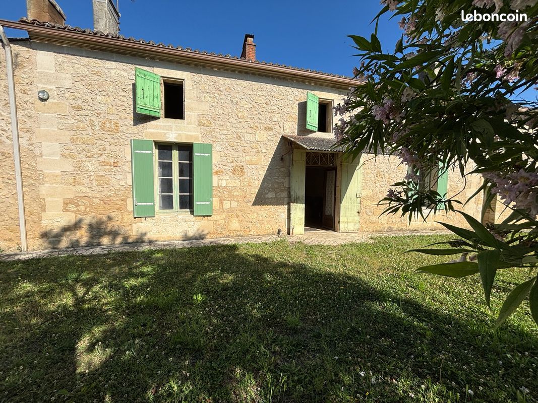 Maison 5 pièces 175 m² · à Branne · 175 m² · 95 000 €