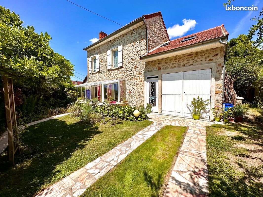 Maison 7 pièces 151 m² · à Pringy · 151 m² · 365 000 €