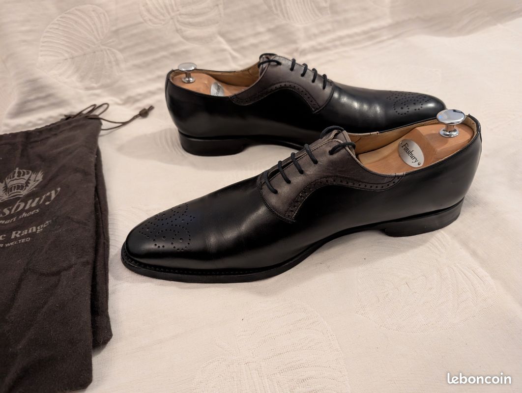 Finsbury Chaussure Noir Et Or Chaussures Richelieu Finsbury
