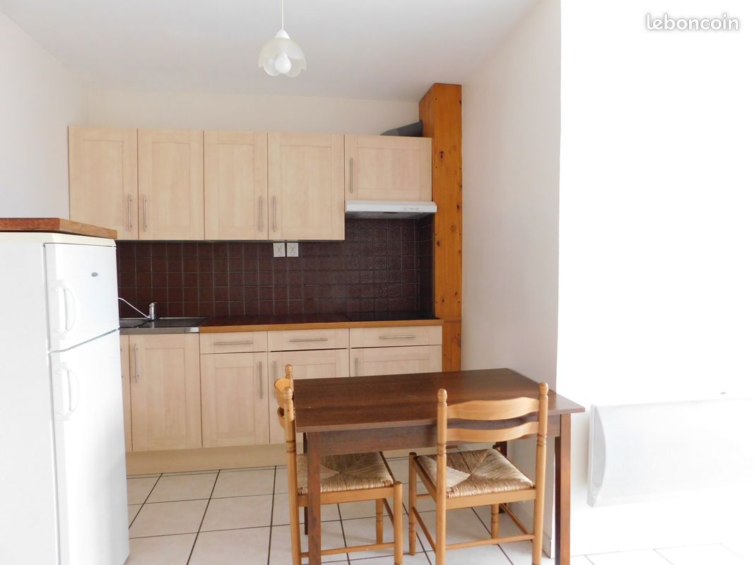 Parking 2 pièces 30 m² · à Lille · 30 m² · 575 €