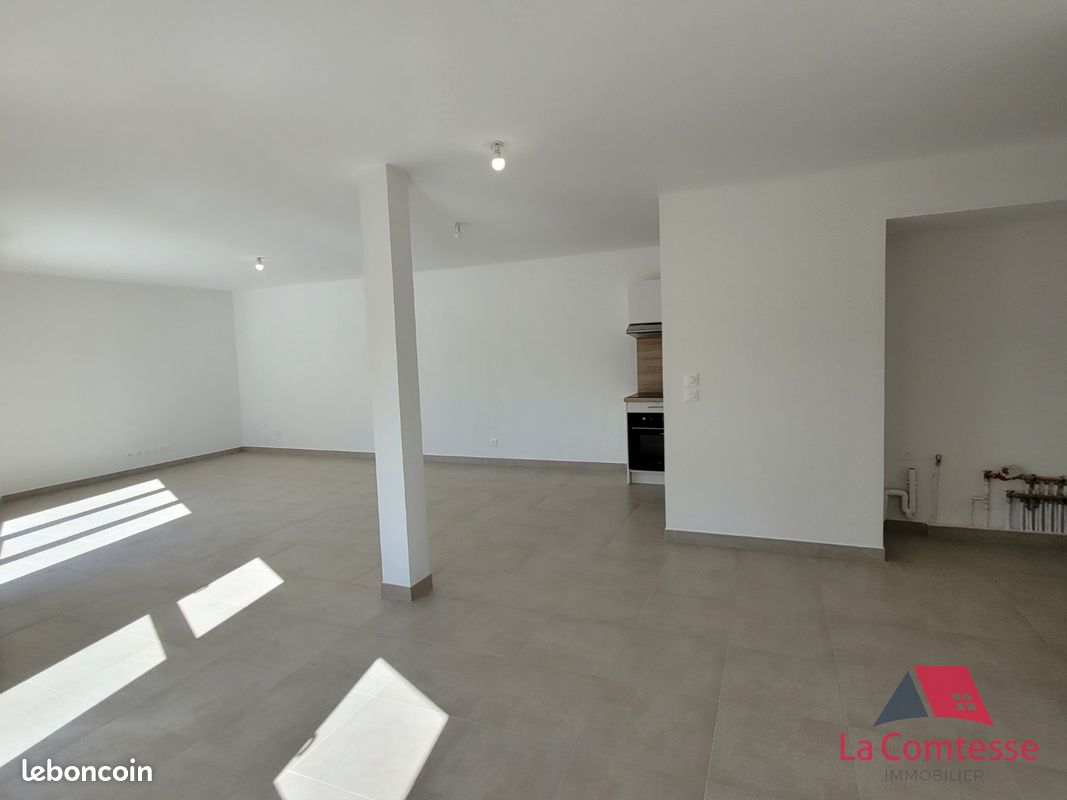 Appartement 4 pièces 93 m² · à Trets · 93 m² · 1 547 €