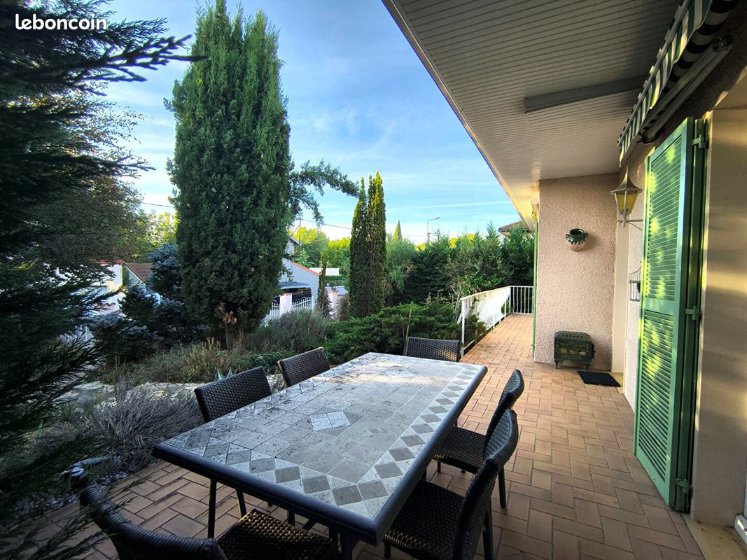 Maison 5 pièces 120 m² · à Cournon-d'Auvergne · 120 m² · 379 000 €