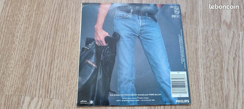 45 tours Johnny Hallyday "Ne tuez pas la liberté" (image 2)