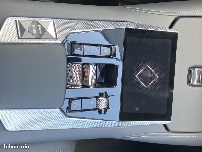 Ds DS 4 PureTech 130 Trocadero NEUF + GPS / CAMERA / ATTELAGE (image 14)