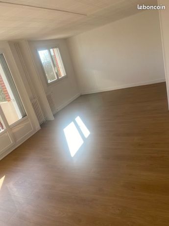 Appartement 58m2 beau balcon
