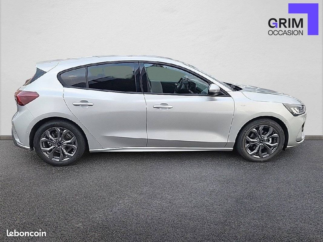 FORD Focus 1.0 EcoBoost 155 S&S mHEV Powershift ST-Line X (image 3)