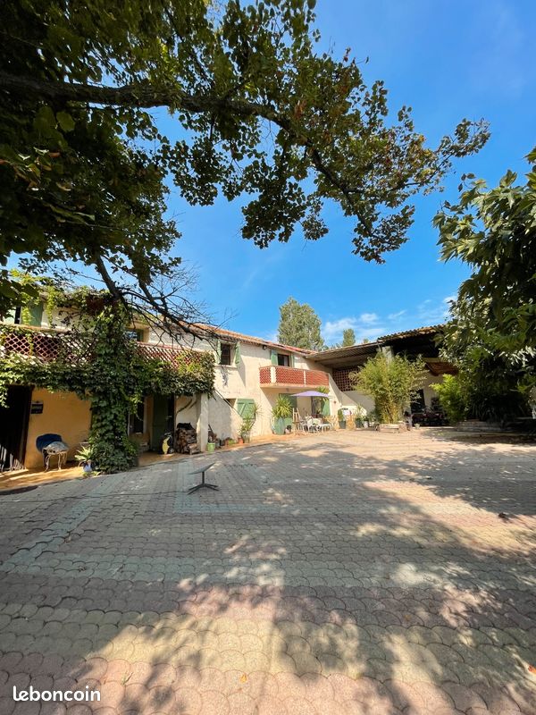 Appartement a louer arles - 3 pièce(s) - 69 m2 - Surfyn