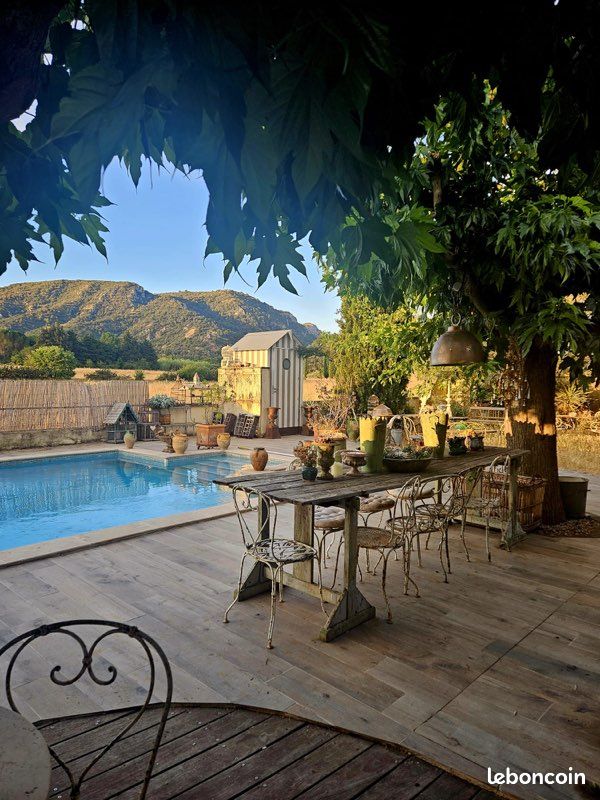 Maison 5 pièces 160 m² · à Robion · 160 m² · 625 000 €